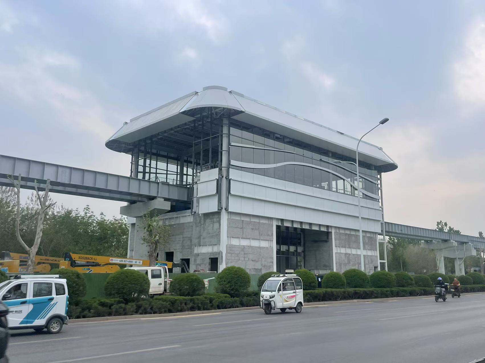 Stahlkonstruktion BRT-Station