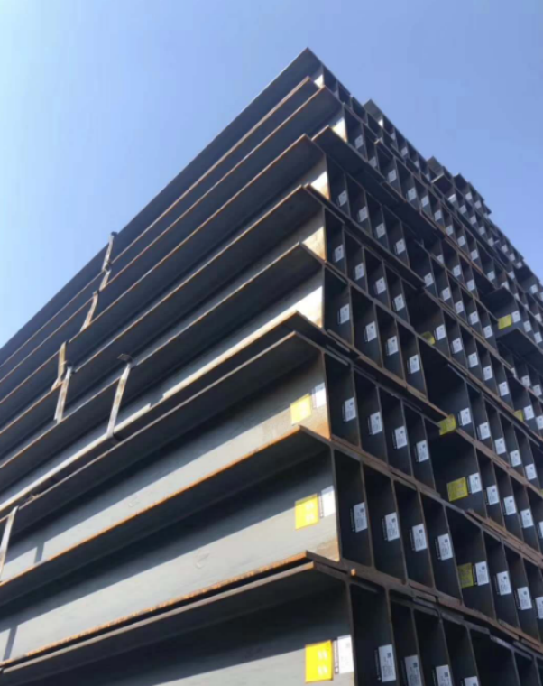 EN STANDAARD GELASTE BALK EN KOLOMMEN.png