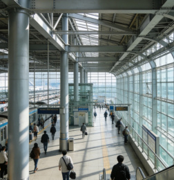 Estación de metro de estructura de acero.