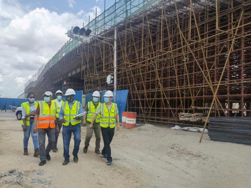 Investigation team on-the-spot investigation.jpg Investigation team on-the-spot investigation.jpg