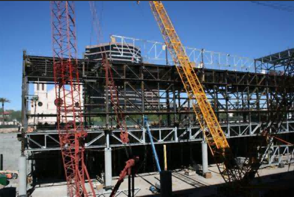 Edificio con estructura de acero.png